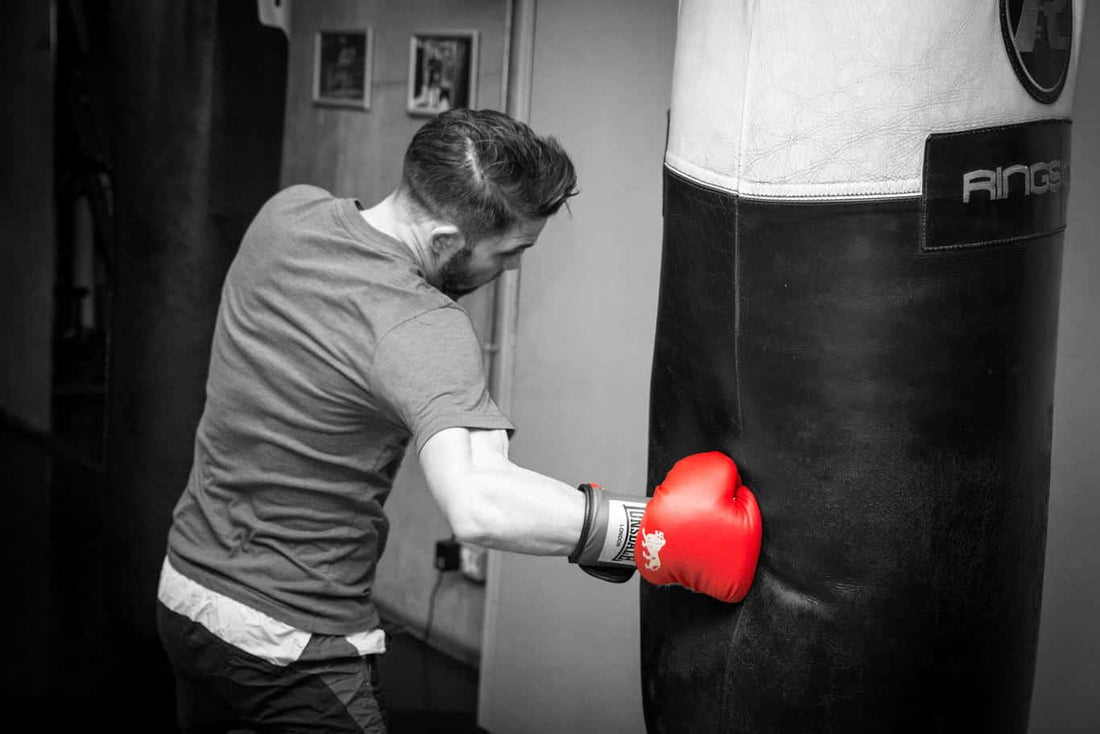10 Killer Bag Work Drills for Southpaws in Boxing